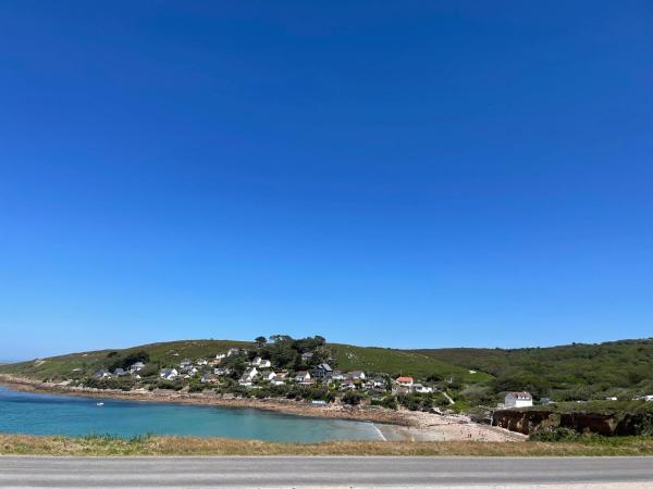 Au Petit Brick - Cosy Beachfront House - Château des Ravalet