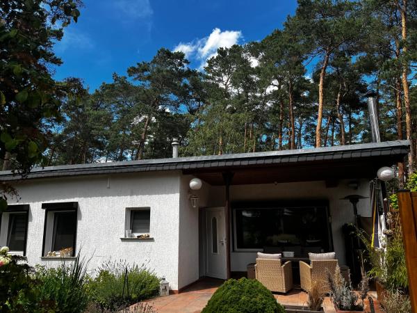 Auf dem Foto ist das Objekt Kiefernblick in der Stadt Plötzky zu sehen.