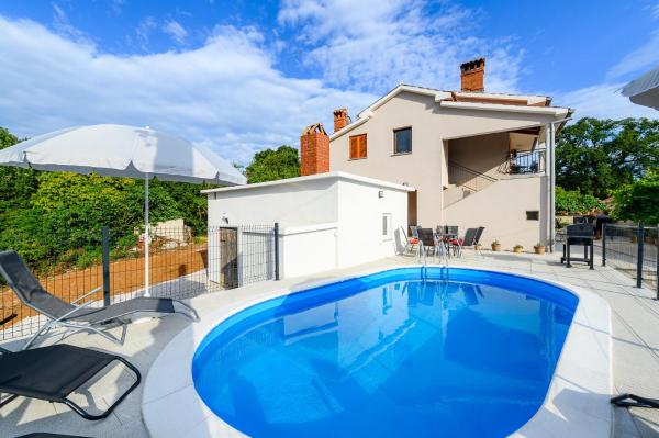 A la foto es mostra l'objecte Apartment Paradiz situat a la ciutat de Labin.