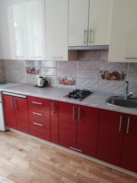 One-Bedroom Apartment — 40 m² - Верхрат