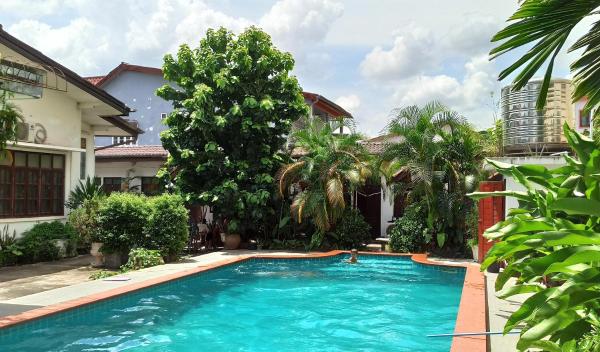 På billedet ses objektet Villa Sisavad Guesthouse beliggende i byen Vientiane.