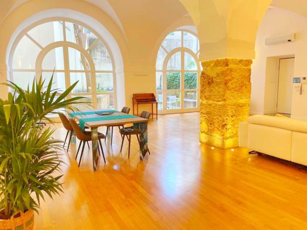 Na fotografii je vidět objekt Giardino Segreto Luxury Home nacházející se ve městě Palermo.