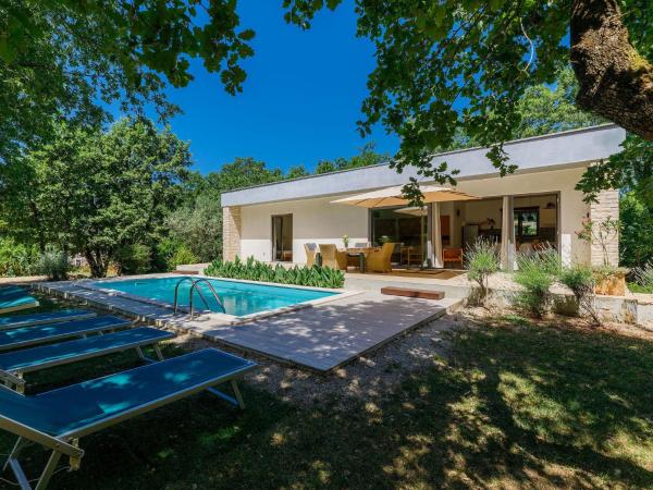 På billedet ses objektet Holiday Home Villa Frleti by Interhome beliggende i byen Umag.
