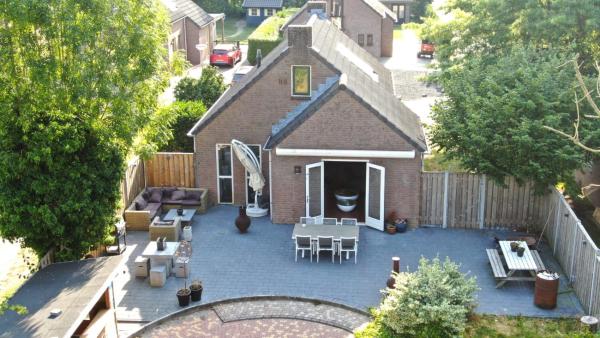 På bilden syns objektet Recreatiewoning Maas en Waal 191 som ligger i staden Bergharen.