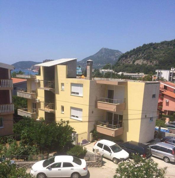 A la foto es mostra l'objecte Apartmani Vuković- Brca situat a la ciutat de Sutomore.