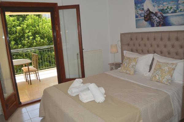 The photo shows the Best House,Appartments,Pylos Messinias located in the city of Pylos.