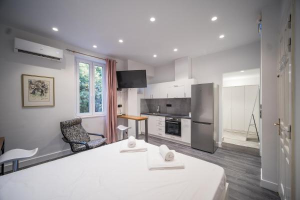 På billedet ses objektet Studio Reale Corfu beliggende i byen Corfu.