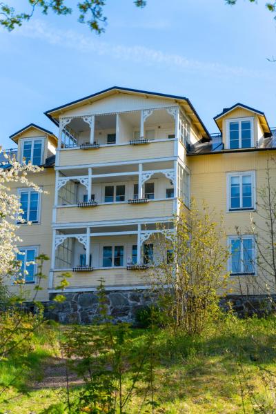 Na zdjęciu widoczny jest obiekt Hostel Utö położony w mieście Utö.