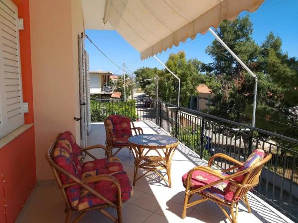 写真にはドレパノ市にあるPanoramic View of Drepano (Nafplio)が写っています。