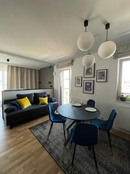 Halo Apartments Check in 24h Privat Parking, Vratislav