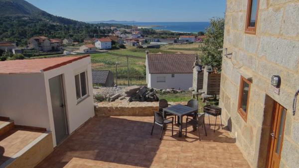 Na zdjęciu widoczny jest obiekt Casa Florinda Casa con terraza położony w mieście Lariño.