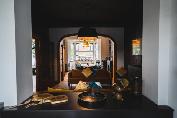På bilden syns objektet La Villa Delsa som ligger i staden Bouge.