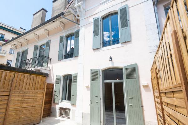 På billedet ses objektet Appartements centre-ville - Wifi - Cuisine tout équipée - Lave-linge beliggende i byen Pau.