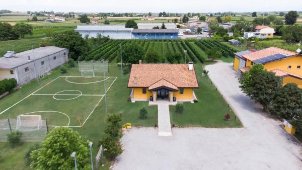 På bildet vises objektet Agriturismo Tiare dal Gorc som ligger i byen Gorgo.