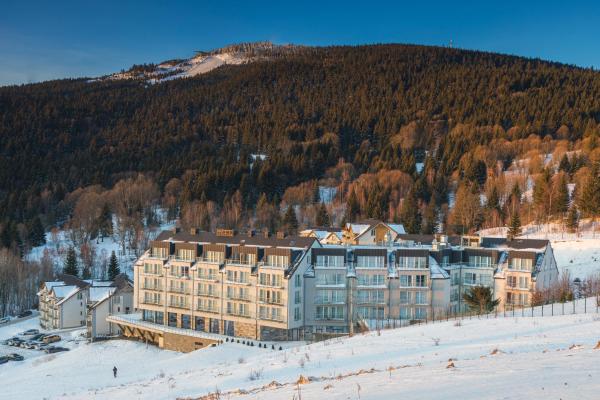På billedet ses objektet Aparthotel Apartamenty Czarna Góra 312 beliggende i byen Sienna.