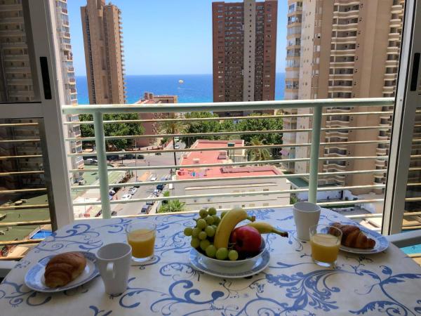 A la foto es mostra l'objecte Holiday apt Niza 10B situat a la ciutat de Benidorm.