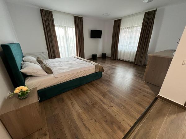 Na zdjęciu widoczny jest obiekt Aparthotel Plevnei 3 położony w mieście Someşeni.