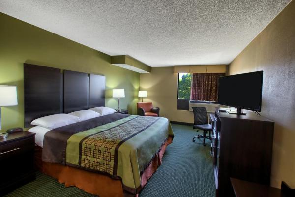 Foto 4: Super 8 by Wyndham Raleigh North East
