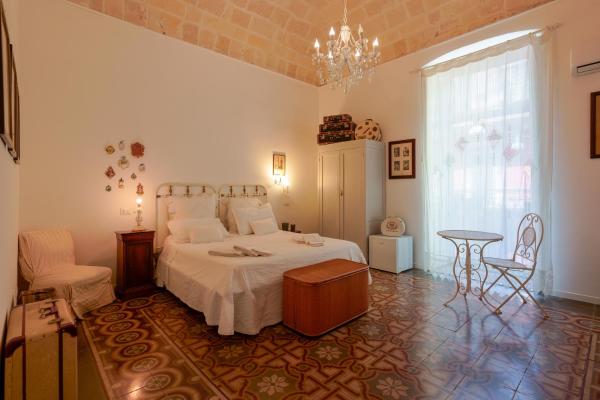 Na zdjęciu widoczny jest obiekt B&B Il Melograno Taranto położony w mieście Tarent.