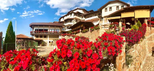 På billedet ses objektet Hotel Manastir Berovo beliggende i byen Pehčevo.
