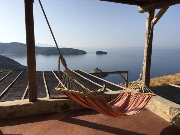 A la foto es mostra l'objecte Snake house 180 sea view - Serifians Residences situat a la ciutat de Vayia.