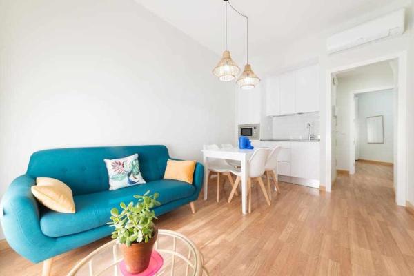 En la foto se muestra el objeto Casa Angeline Azul 1 By KubiK ubicado en la ciudad de Cáceres.