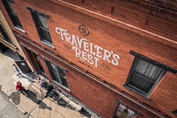 A la foto es mostra l'objecte Traveler's Rest Hotel situat a la ciutat de Pittsburgh.