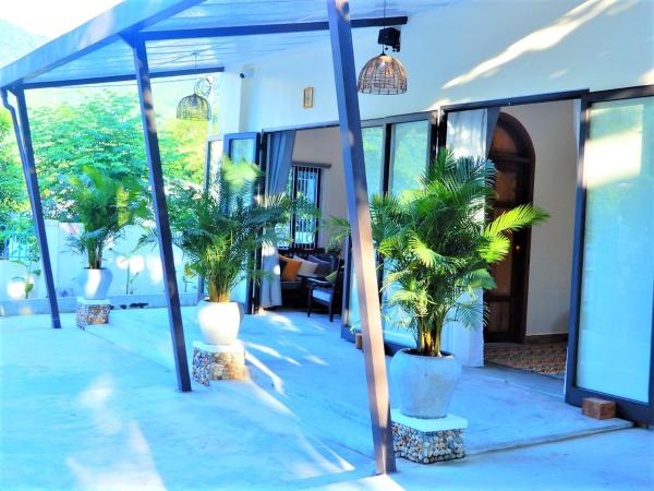 A la foto es mostra l'objecte Crest House Beachside - Three-bedroom Private House on Cham Island Hoi An situat a la ciutat de Tân Hiệp.