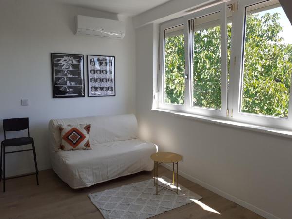 A la foto es mostra l'objecte Raduga Apartment Zagreb situat a la ciutat de Zagreb.
