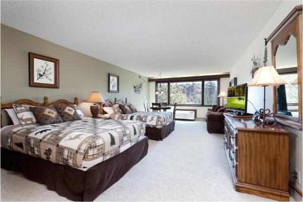 The photo shows the Tamarron Lodge Studio 306 located in the city of Durango.