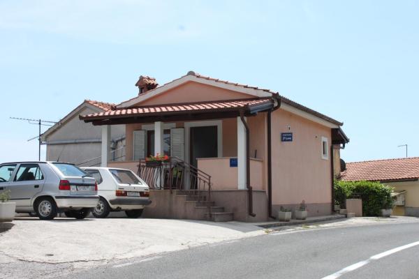 写真にはKraj市にあるApartments with parking space Kraj, Opatija - 7794が写っています。