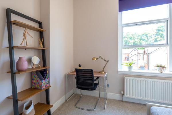 Large Two-bedroom Apt In Central Cardiff With Privat Parking - Cardiff