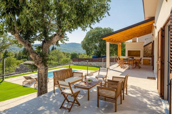 Auf dem Foto ist das Objekt Villa Mara Šibenik in der Stadt Dubrava zu sehen.