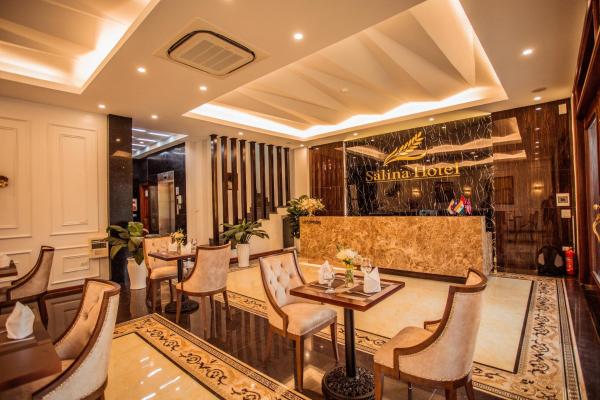 Na fotografii je vidět objekt Salina Hotel Ninh Binh nacházející se ve městě Phúc Trì.