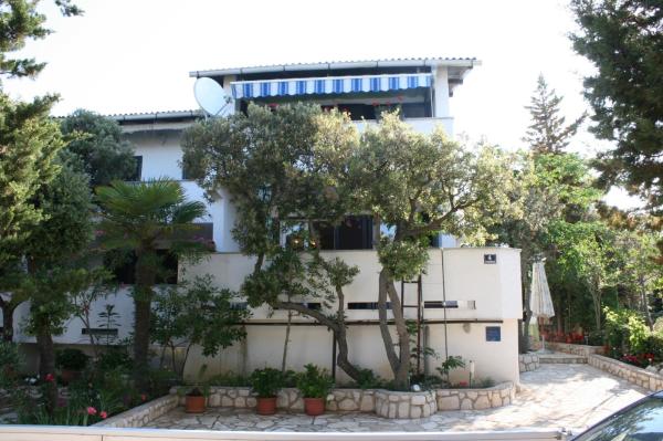 Apartments By The Sea Mandre, Pag - 6515 - Novalja
