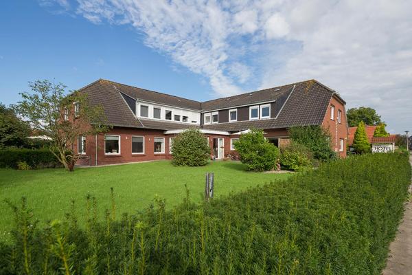 Na zdjęciu widoczny jest obiekt Hotel Villa Norderney położony w mieście Neßmersiel.