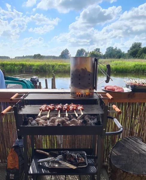 Buiten Huisje Aan De Vaart 2 - Groningen