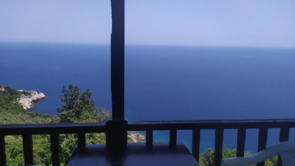 A la foto es mostra l'objecte Traditional apartment in Mylopotamos Beach situat a la ciutat de Tsagarada.