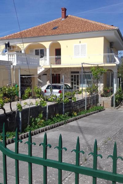 Auf dem Foto ist das Objekt Apartment Kukljica 8277b in der Stadt Kukljica zu sehen.