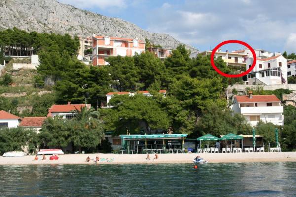 På billedet ses objektet Apartments by the sea Stanici, Omis - 10350 beliggende i byen Tice.