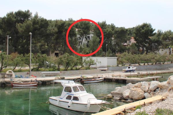 Na fotografii je vidět objekt Apartments by the sea Arbanija, Ciovo - 11041 nacházející se ve městě Trogir.