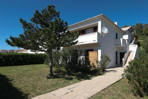 Auf dem Foto ist das Objekt Apartments by the sea Pag - 11400 in der Stadt Pag zu sehen.