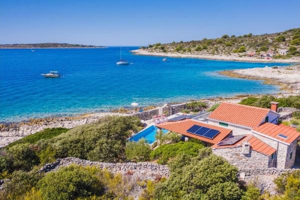 Seaside Family Friendly House With A Swimming Pool Cove Pernatice, Drvenik - 11590 - Maslinica