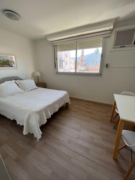 A la foto es mostra l'objecte Mirador San Francisco situat a la ciutat de Salta.