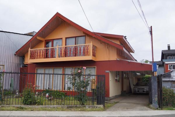 Auf dem Foto ist das Objekt Casa Chilhué - Hostal Residencial in der Stadt Castro zu sehen.