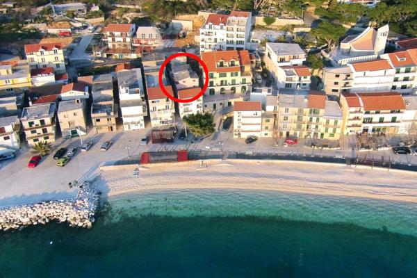 På billedet ses objektet Seaside holiday house Drasnice, Makarska - 10359 beliggende i byen Drašnice.