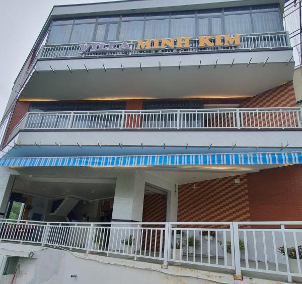 Auf dem Foto ist das Objekt VILLA MINH KIM in der Stadt Ấp Châu Thới zu sehen.