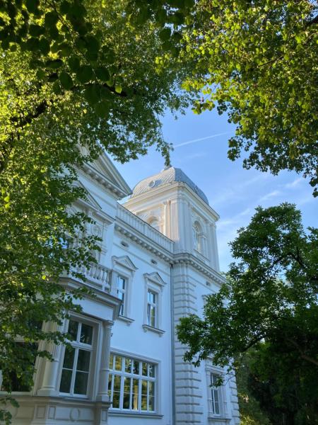 På bilden syns objektet Stara Biblioteka som ligger i staden Wrocław.