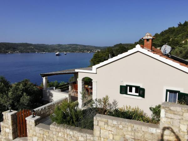 På billedet ses objektet Secluded fisherman's cottage Cove Picena, Korcula - 14090 beliggende i byen Otočić Ošjak.