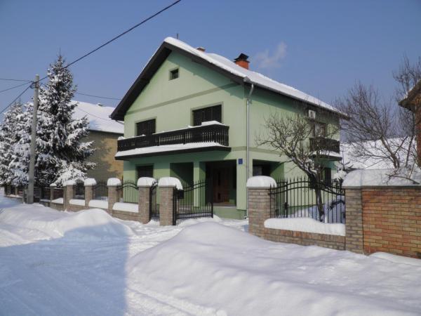 A la foto es mostra l'objecte Rooms with a parking space Draz, Baranja - 16701 situat a la ciutat de Gajić.